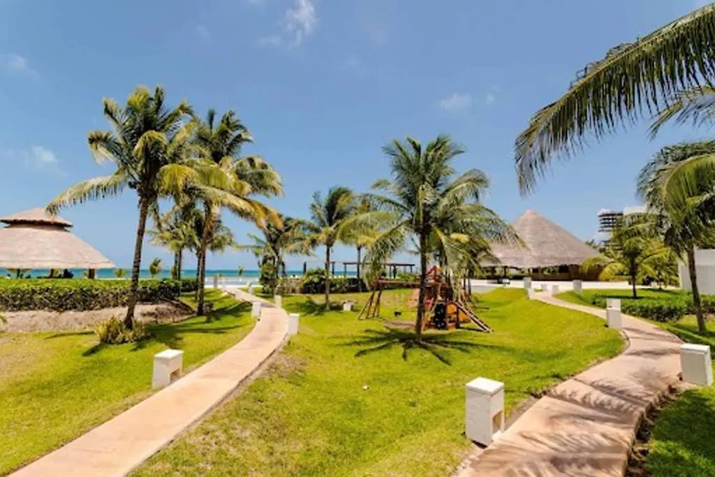 Amara Cancun Beachfront Caribe R Apartment