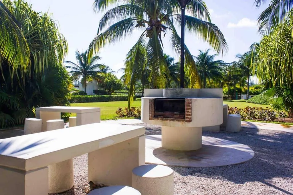 Amara Cancun Beachfront Caribe R Apartment